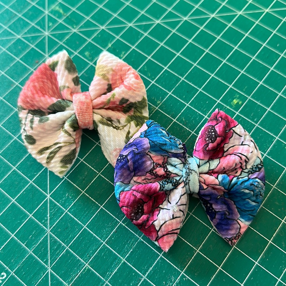 Floral bow set